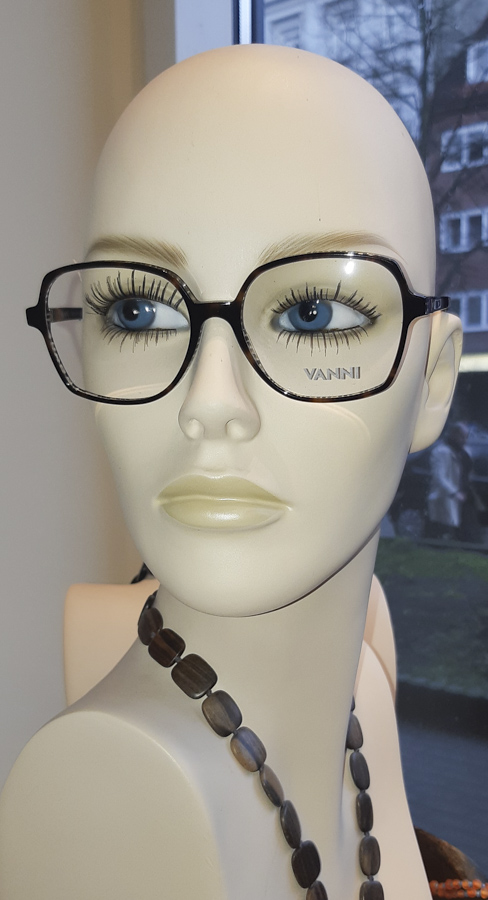 Grundke Optik Augenoptikerin in Hamburg Kollektion 21