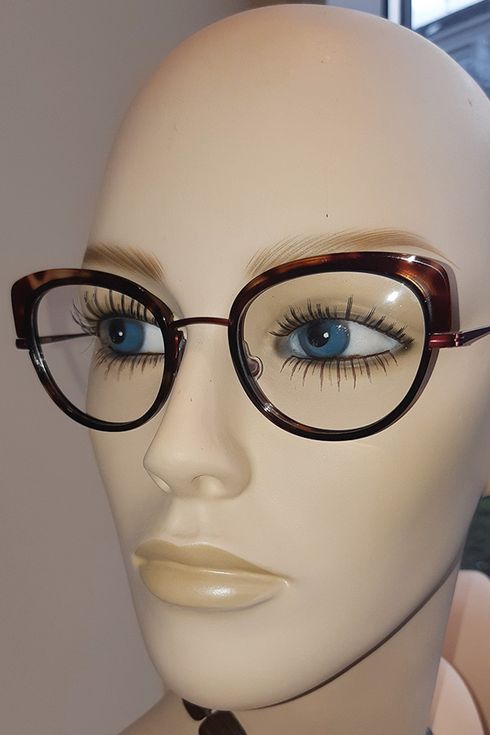 Grundke Optik Augenoptikerin in Hamburg Kollektion 01